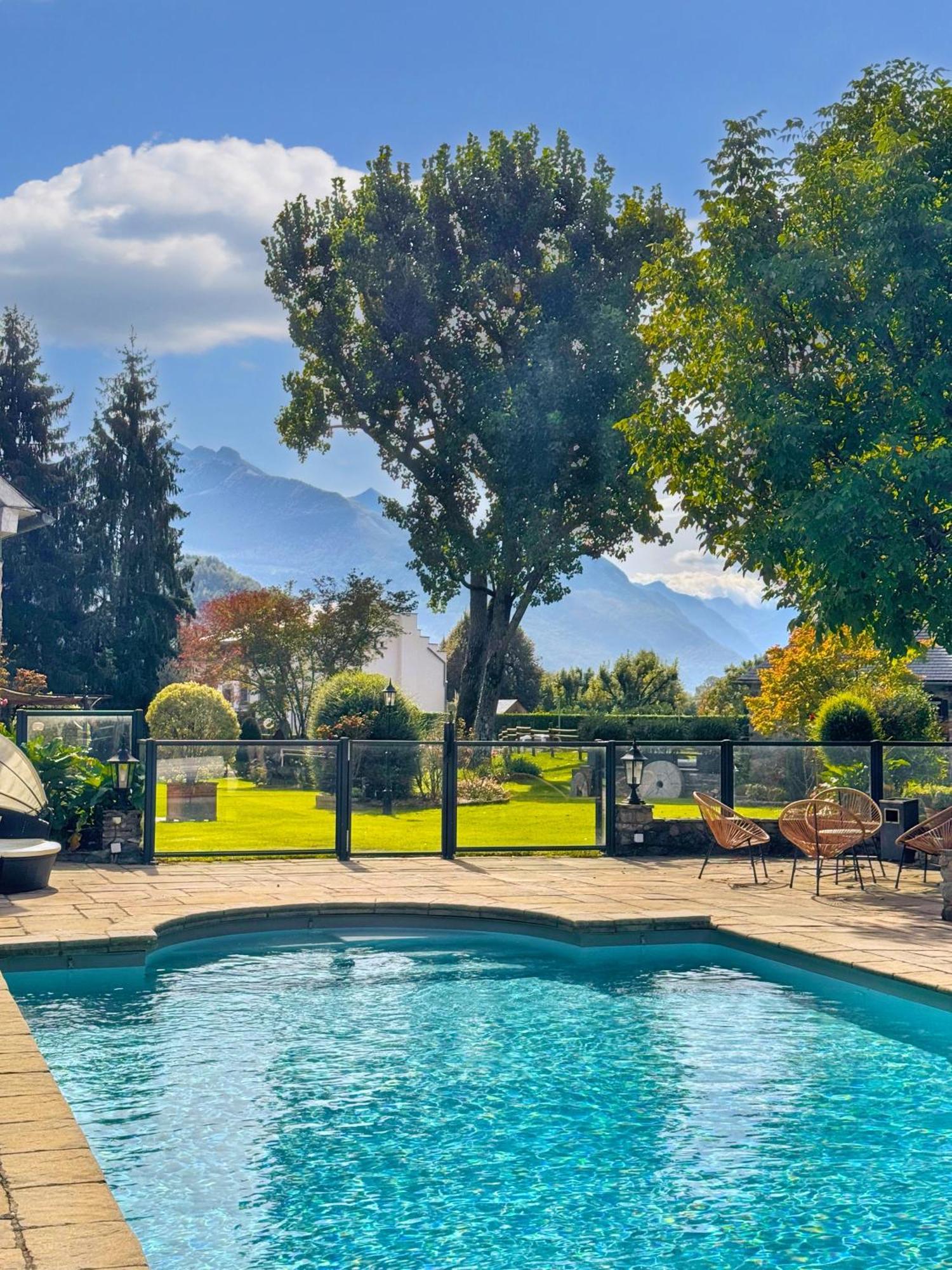 Domaine De Monda Argelès-Gazost Exterior foto